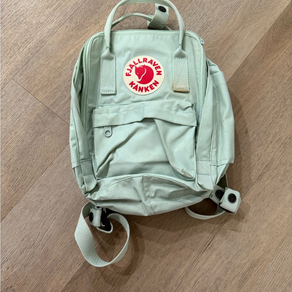 Fjallraven Kanken Light Green Backpack